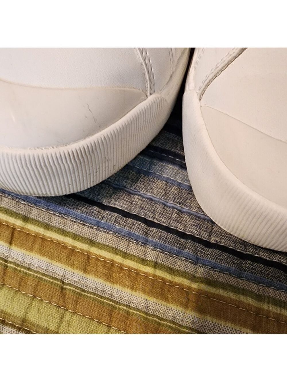 White Low-Top Sneakers - Picture 11 of 11